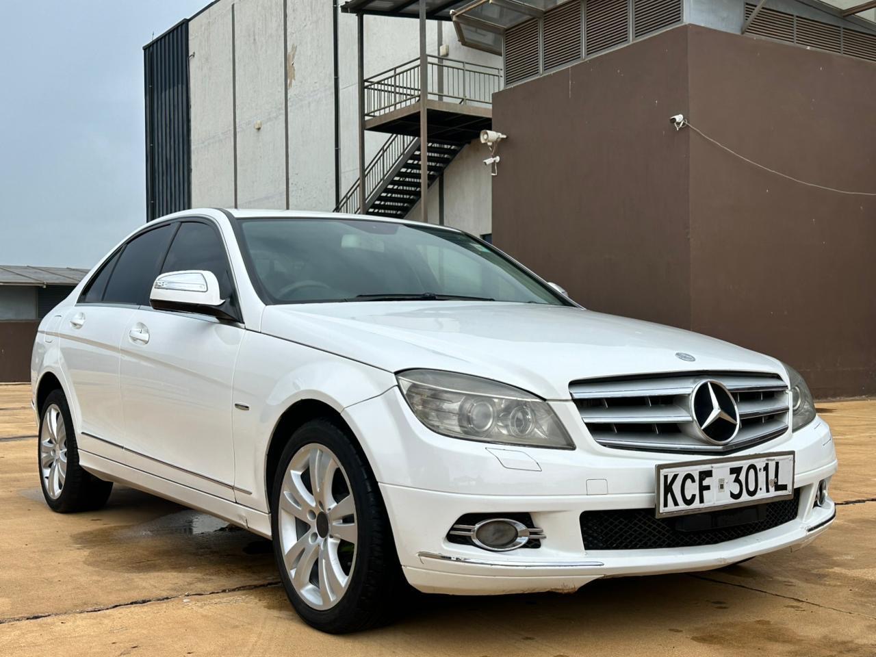 Mercedes Benz C200